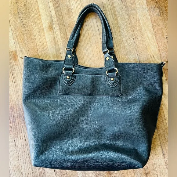 𝐁𝐂𝐁𝐆 𝐏𝐀𝐑𝐈𝐒 𝐓𝐎𝐓𝐄 - Picture 2 of 6